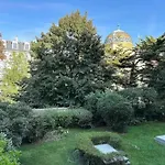 Luxury Apartment Near Eiffel Tower 2 Bedrooms