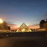 Luxury Apartment Near Eiffel Tower 2 Bedrooms