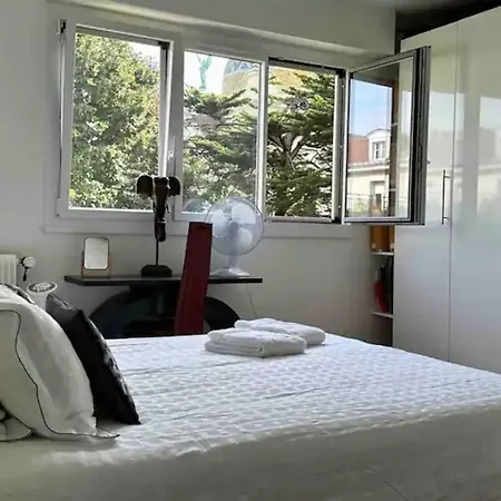 Luxury Near Eiffel Tower 2 Bedrooms Appartamento Parigi