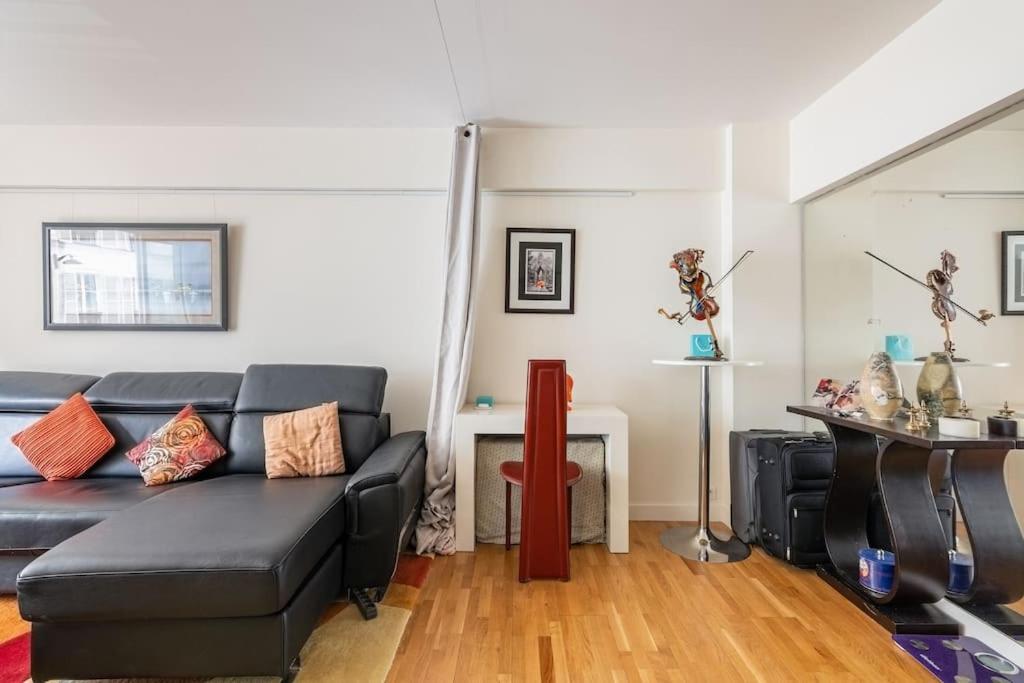 Luxury Near Eiffel Tower 2 Bedrooms