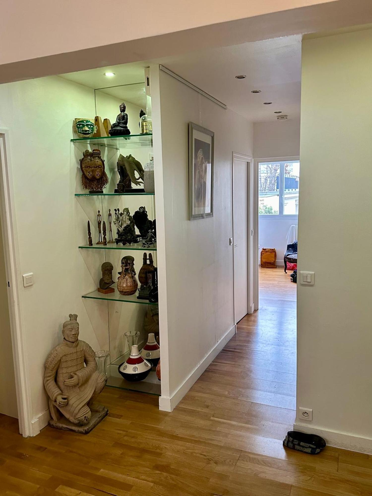 Luxury Near Eiffel Tower 2 Bedrooms *